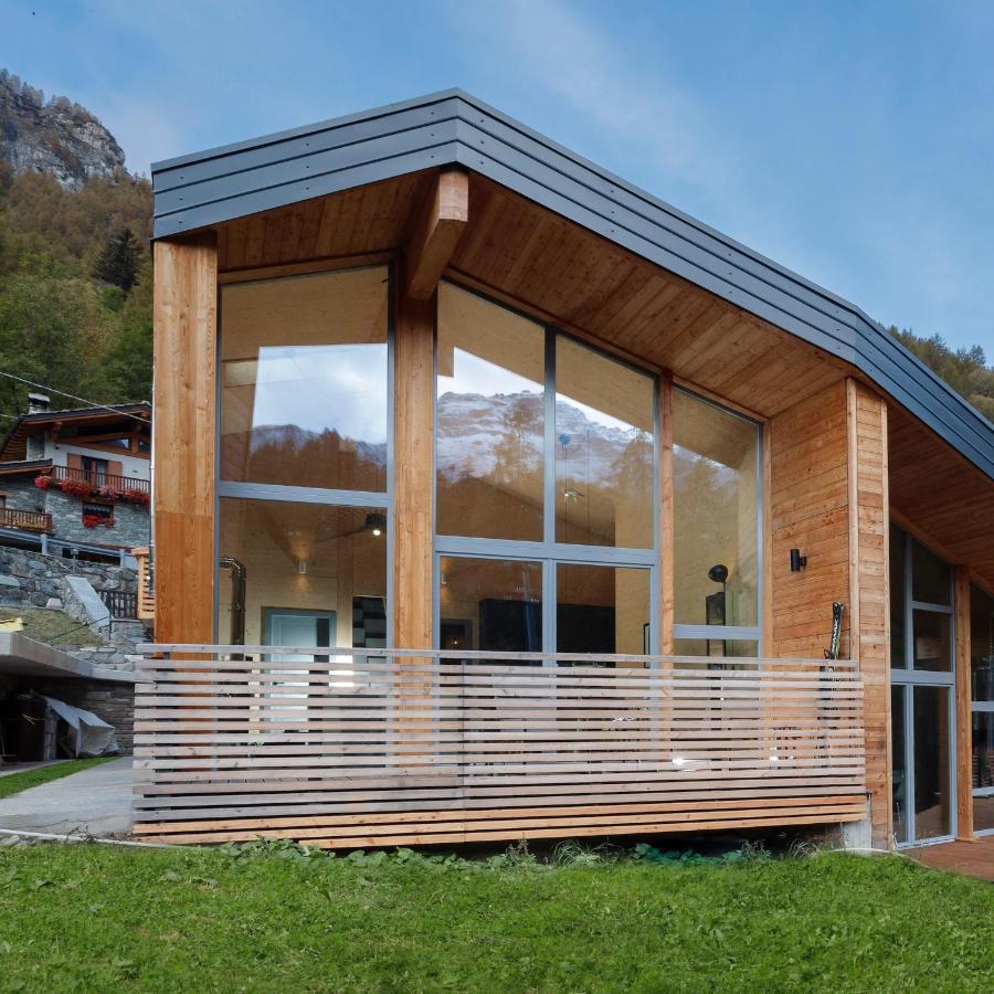 Hellochalet - Chalet Northern Lights - Family Ski Chalet With Garden Walking Distance Lift Valtournenche Exterior photo