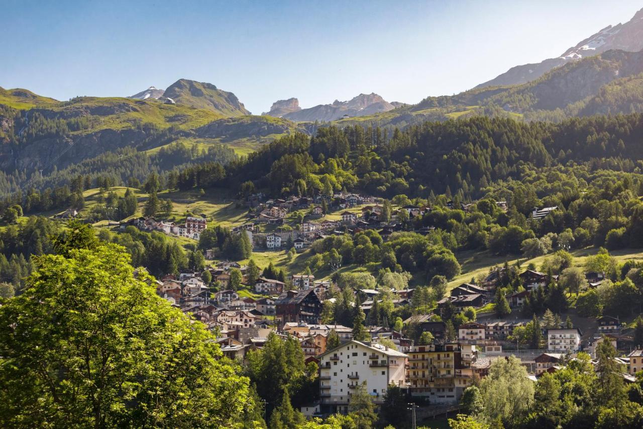 Hellochalet - Chalet Northern Lights - Family Ski Chalet With Garden Walking Distance Lift Valtournenche Exterior photo